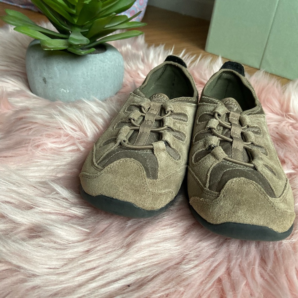 LAND’S END WOMEN SHOE